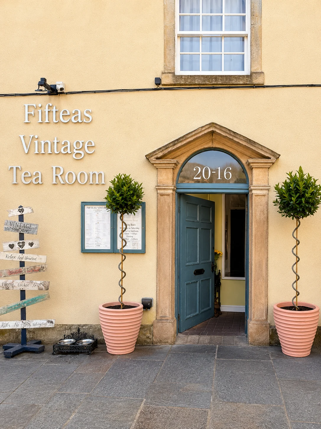 The open entrance to Fifteas Vintage Tea Room